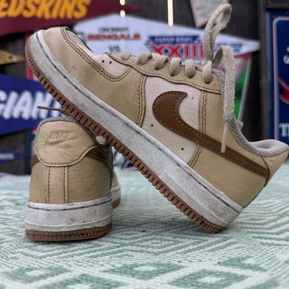 Size 13c - DQ5974-200 Preschool Nike FORCE 1 LV8‎ PS 'ALE BROWN'
